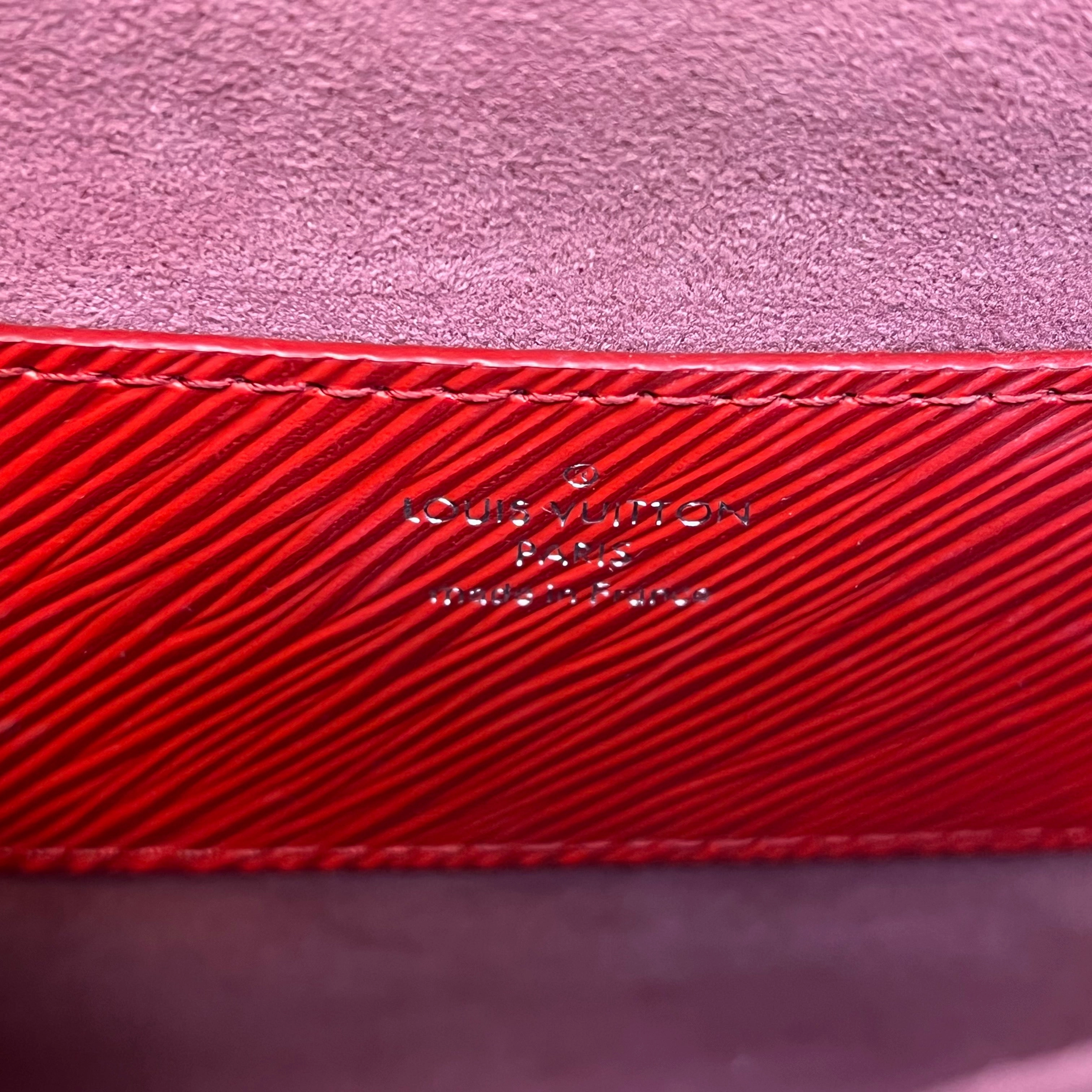 LOUIS VUITTON Twist MM Red Epi Leather Bag Coquelicot