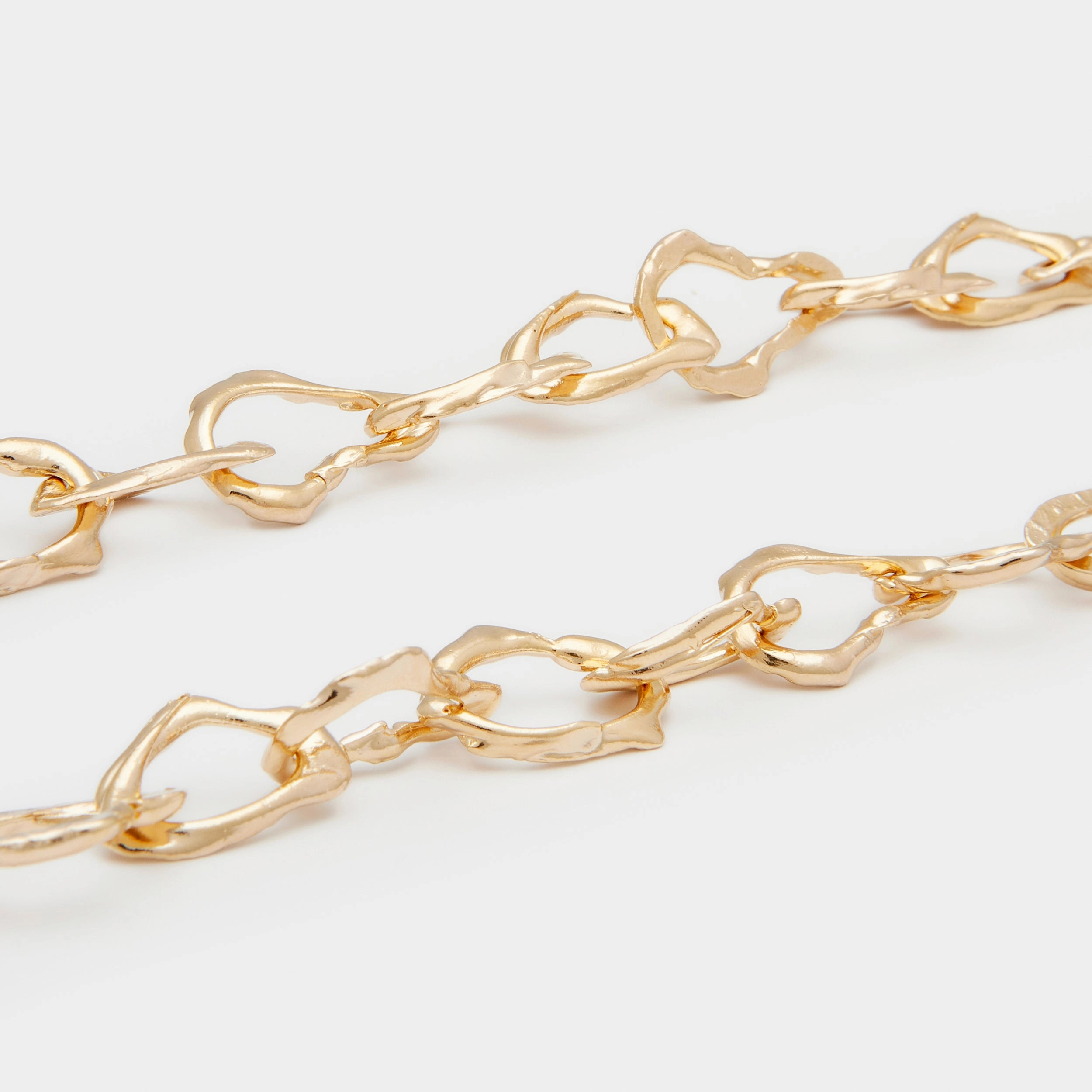 Terra Crafted Choker with Sophia Charm in Gold