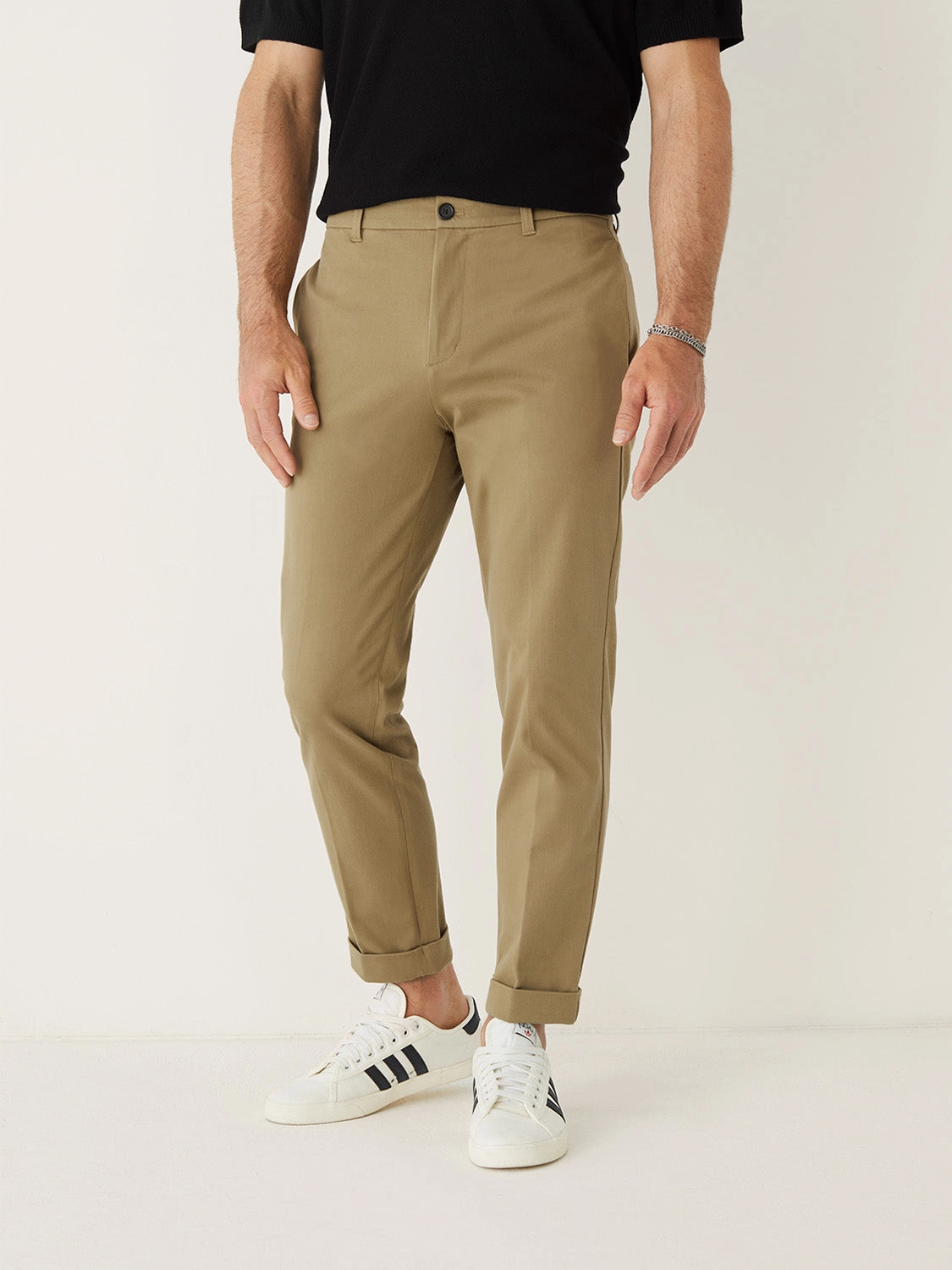 The Tapered Fit Flex Worker's Pant in Black