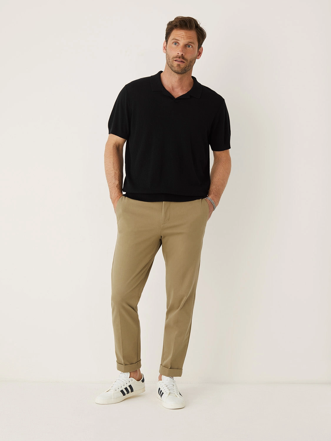 The Tapered Fit Flex Worker's Pant in Black