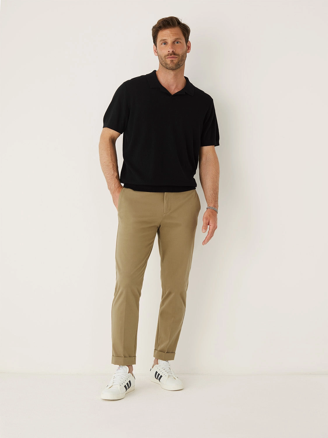The Tapered Fit Flex Worker's Pant in Black