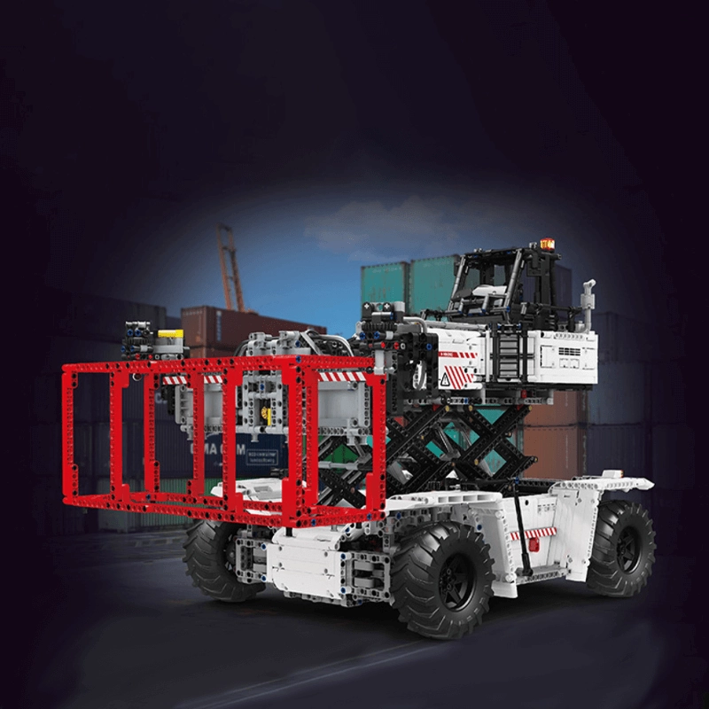 The Ultimate Container Forklift 4877pcs